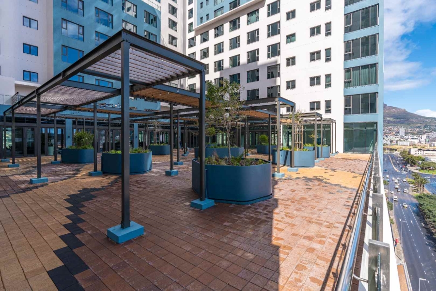 1 Bedroom Property for Sale in Foreshore Western Cape